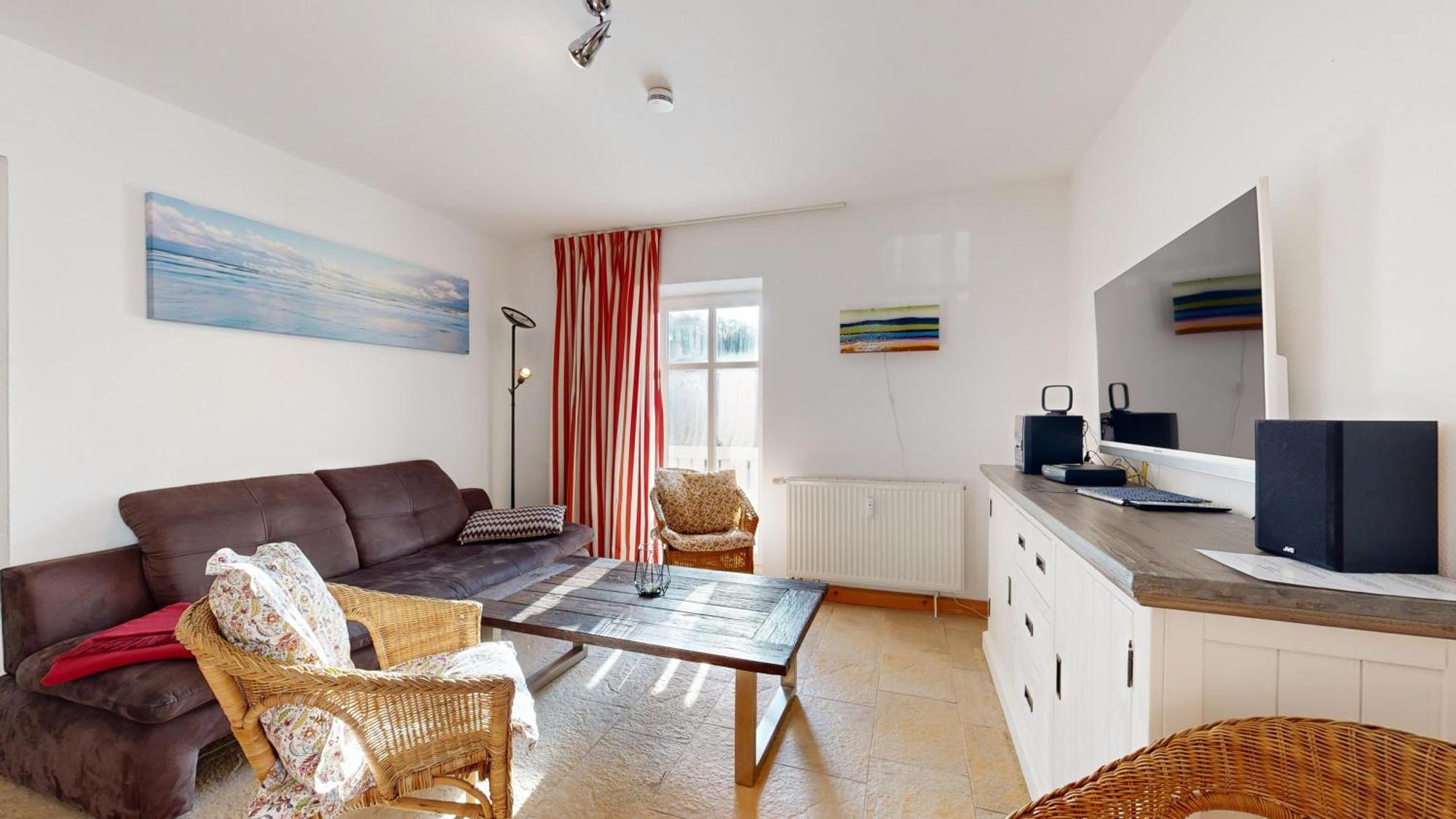 Strandblick In Binz, Fewos Direkt Am Mit Balkon Und Teilweise Mit Meerblick Ostseebad Binz
