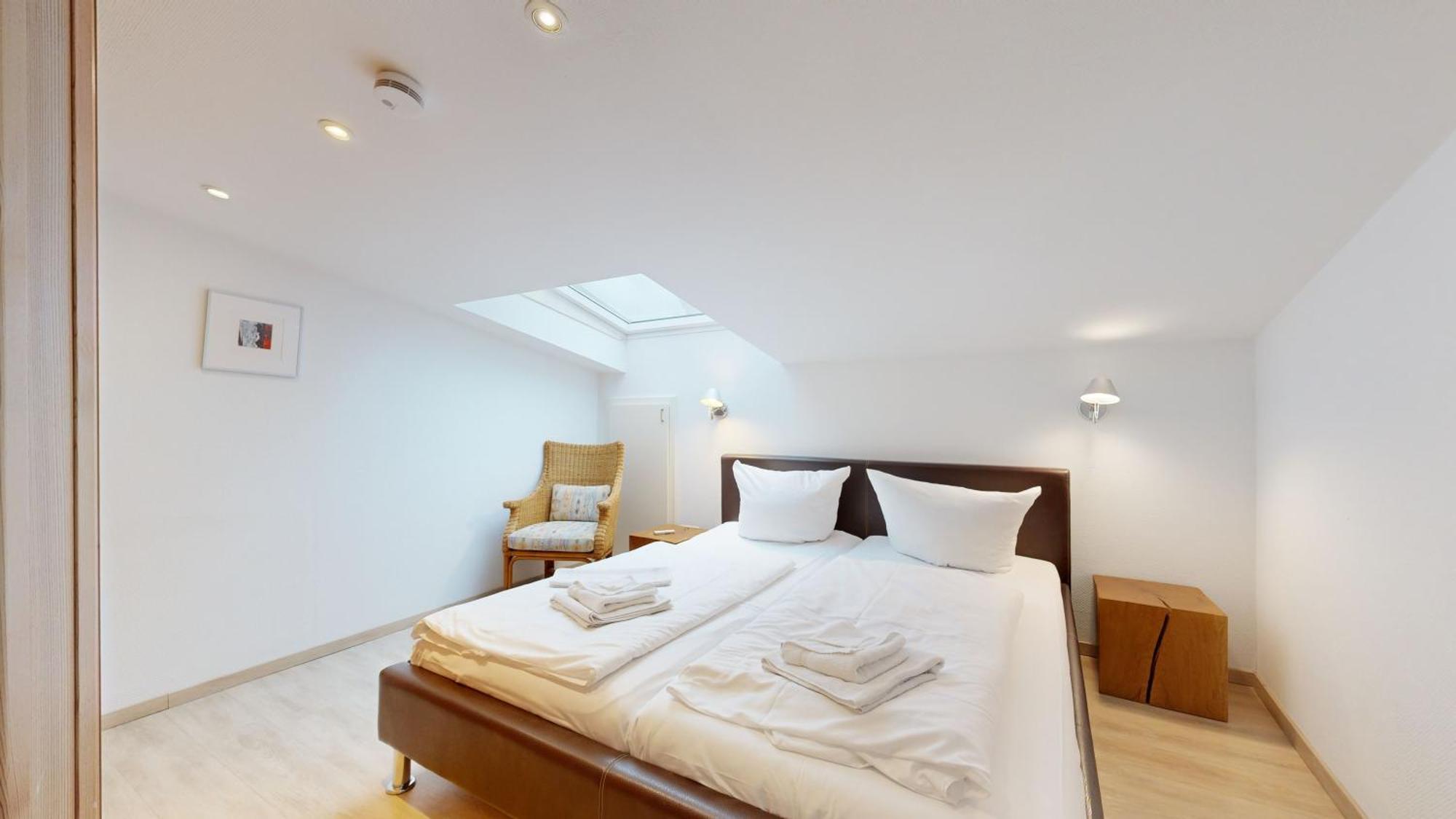 Strandblick In Binz, Fewos Direkt Am Mit Balkon Und Teilweise Mit Meerblick Apartment *