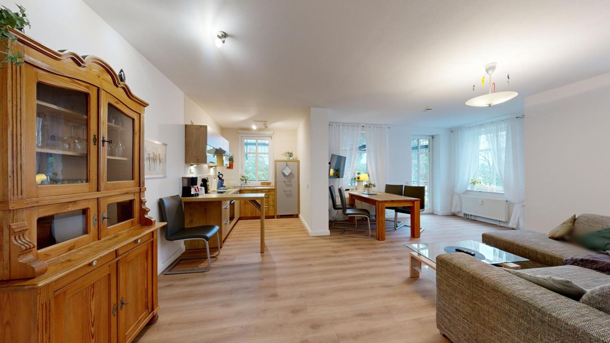 Апартаменты Strandblick In Binz, Fewos Direkt Am Mit Balkon Und Teilweise Mit Meerblick
